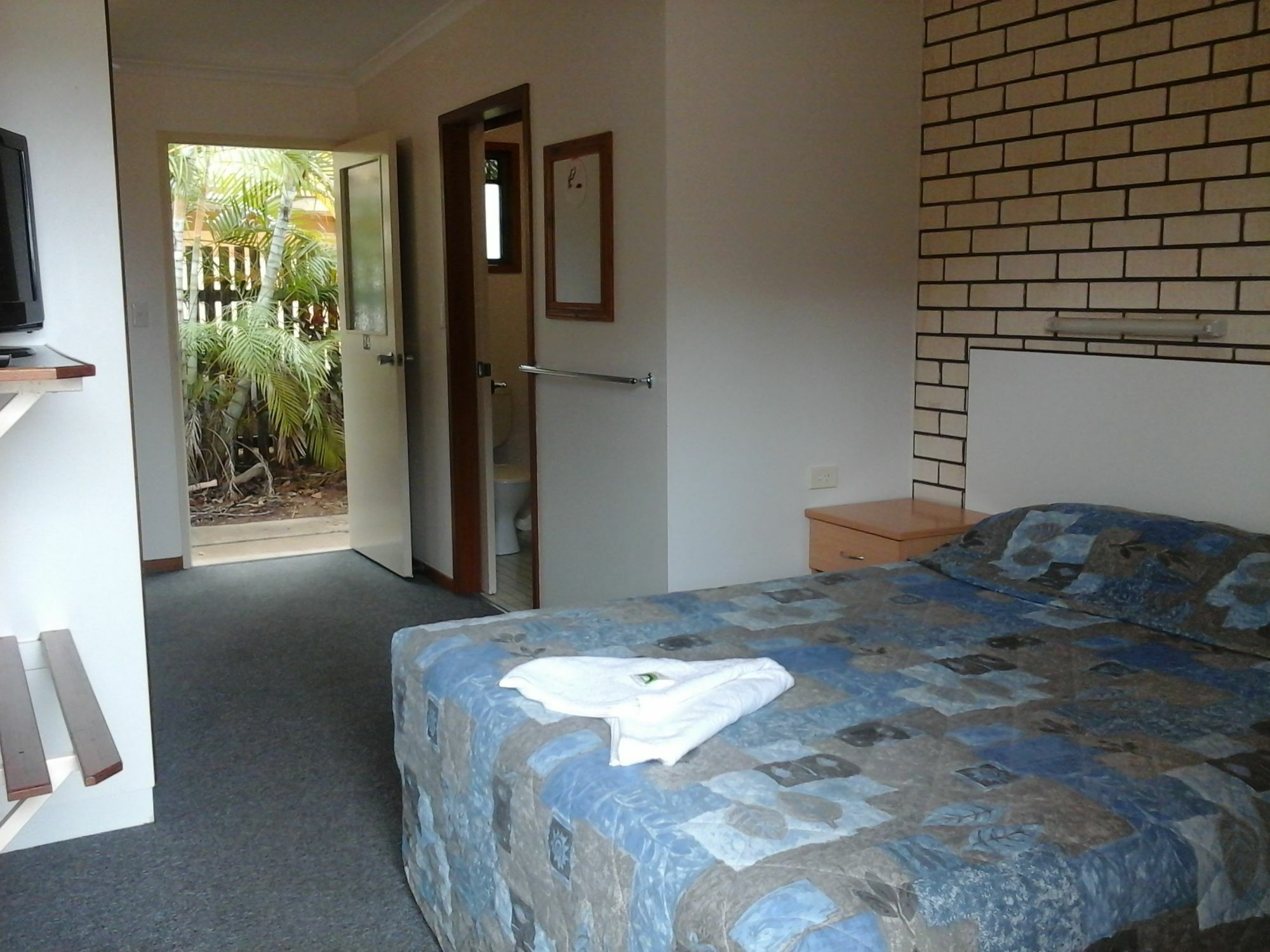 Emerald Tower Motor Inn Zewnętrze zdjęcie